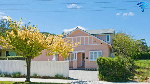 Plum Tree Cottage - Tourism Brisbane 0