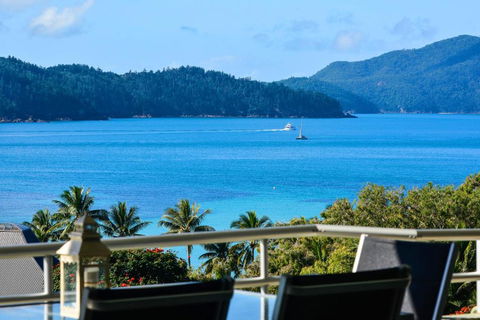 Poinciana Lodges - Ocean Views - Tourism Brisbane 0