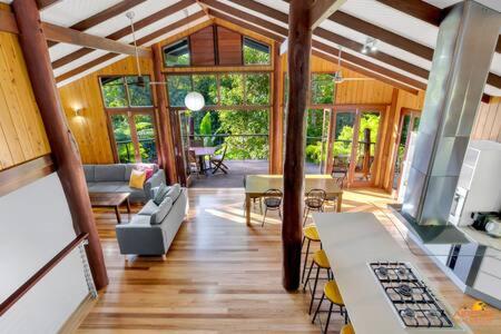 Pole Home In Paradise @ Kuranda - Tourism Brisbane 2