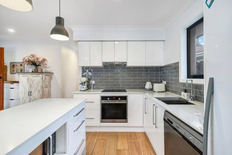 Pool House Hideaway - Brisbane Tourism 2