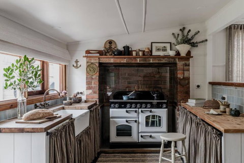 Port Cottage On The Great Ocean Road - Brisbane Tourism 3