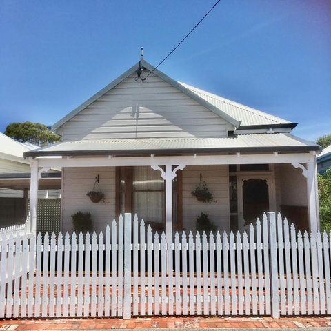 Railway Cottage - Tourism Brisbane 3