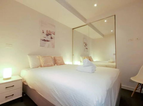 PR126-1 BR Comfy Stay Next To Station With FREE Parking - Tourism Brisbane 0