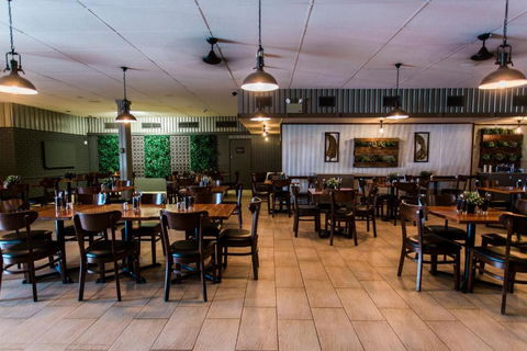 Potshot Hotel Resort - Brisbane Tourism 1
