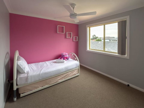 Prestons Dream Holiday 4 Bedroom - Tourism Brisbane 1