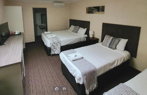 Prince Of Wales Hotel, Bunbury - Tourism Brisbane 2