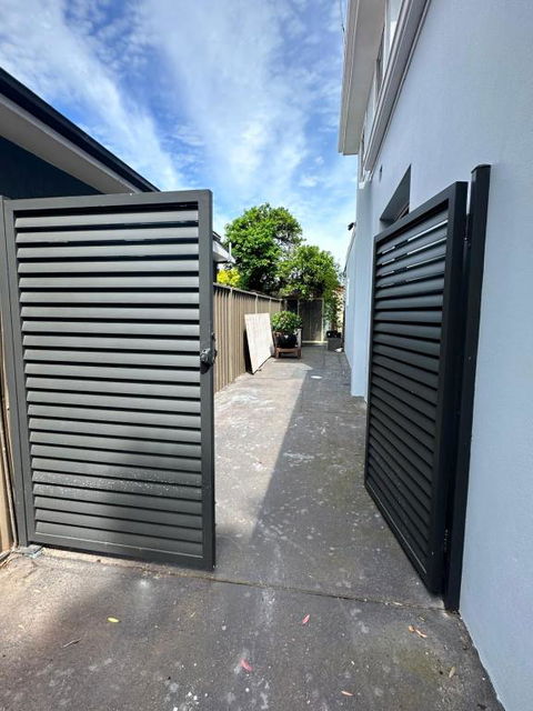 Private, Local Living Studio In Mascot, Airport - Brisbane Tourism 3