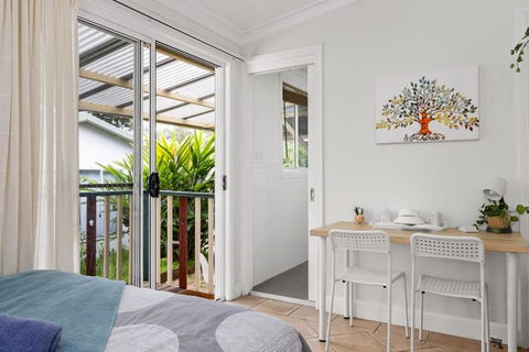 Quadruple Ensuite Room - Nearby Stations & Shops - Brisbane 4u 3
