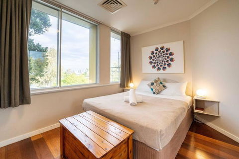 Quaint Auchenflower 1B1B Apt W Parking Close To UQ - Tourism Brisbane 0