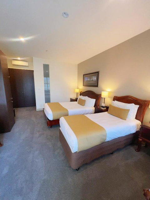 Quality Inn Heritage On Lydiard - Tourism Brisbane 0
