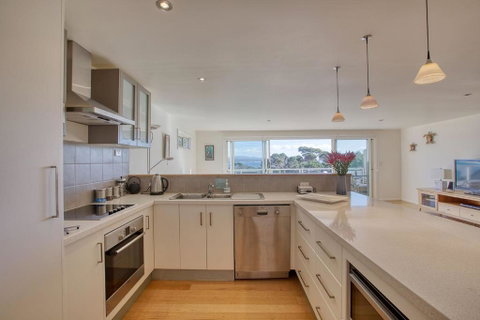 Quarterdeck Apartment - Brisbane Tourism 3