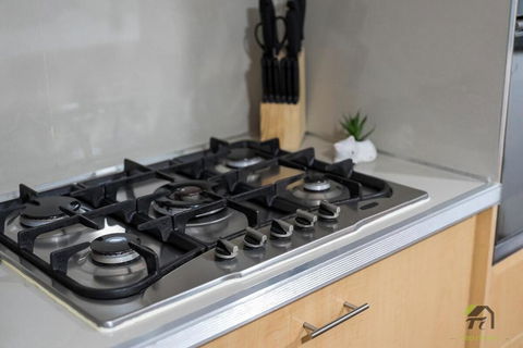 Quiet 5 Bedrooms House Located Springfield Lake - Tourism Brisbane 3