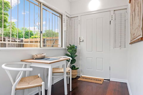 Quiet & Bright Art Deco Apartment By New Farm Park - Brisbane Tourism 3