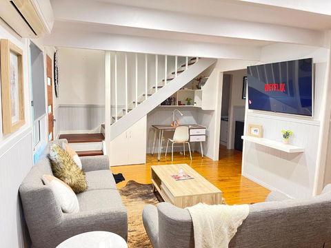 Quiet, Cozy And Calm 3 Bedroom House. - Tourism Brisbane 0