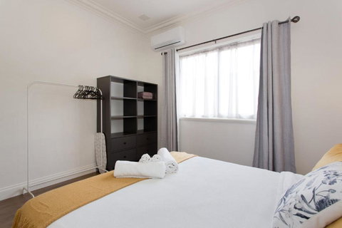 Quokka At White Gum Lodge - Tourism Brisbane 2