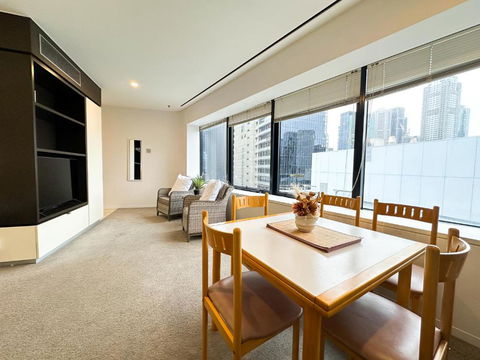 QV Central Oasis Contemporary City Getaway - Brisbane Tourism 2