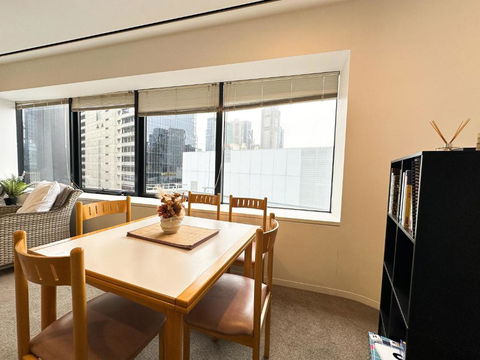 QV Central Oasis Contemporary City Getaway - Brisbane Tourism 1