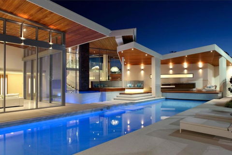 Racquet Retreat By Noosa Secret Destinations- Short Walk To Hastings Street - Tourism Brisbane 0