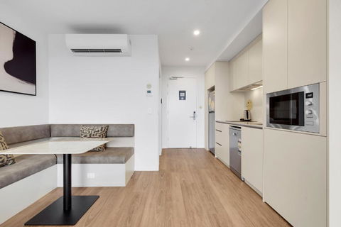 Rambla At Story House - Brisbane Tourism 2