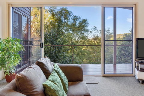 Ravensbourne Escape- Kookaburra Kottage - Tourism Brisbane 0
