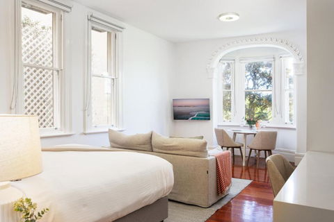 Ravenscourt S Studio Apartment Close To Everything - Brisbane Tourism 0