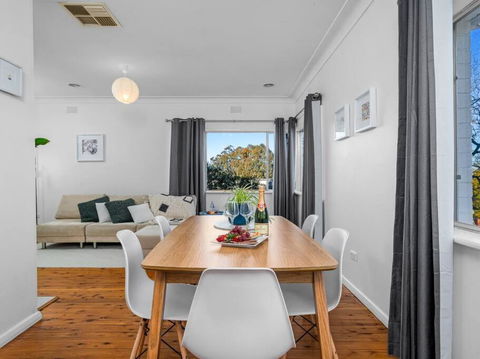 Read Place Retreat - Tourism Brisbane 0