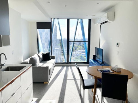 Readyset Apartments On Bouverie - Tourism Brisbane 2
