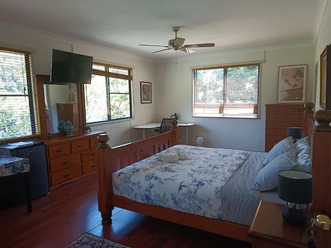 Quand0ng Valley Inn - The Hidden Waterfall Family Retreat - Tourism Brisbane 0