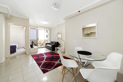 Astra Apartments Sydney - Kent Street - Brisbane Tourism 1