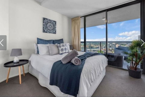 AU1 - Long Stay W Balcony RiverViews Fast WiFi - Tourism Brisbane 3