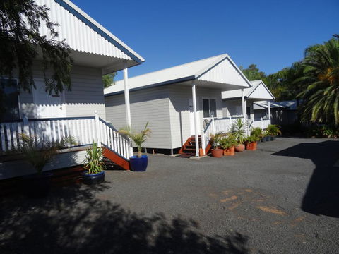 Augathella Palms Motel - Tourism Brisbane 0