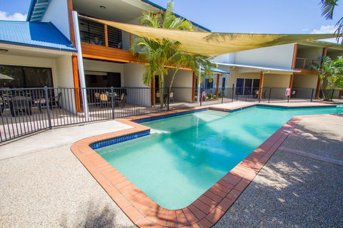 Auski Hideaway - Tourism Brisbane 1