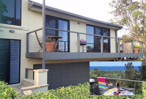 Avalon Seashells 2 Bedroom Apartment With Pool - Brisbane Tourism 0