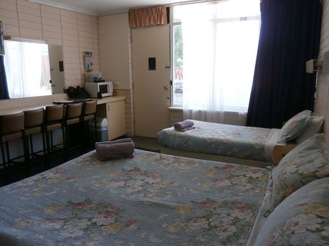 Avenue Motel - Brisbane Tourism 3