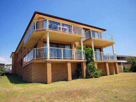Avilla Court 2 - Brisbane Tourism 2
