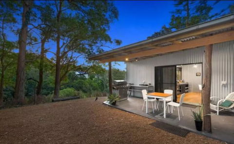 Avoca Beach And Bush - Brisbane Tourism 0