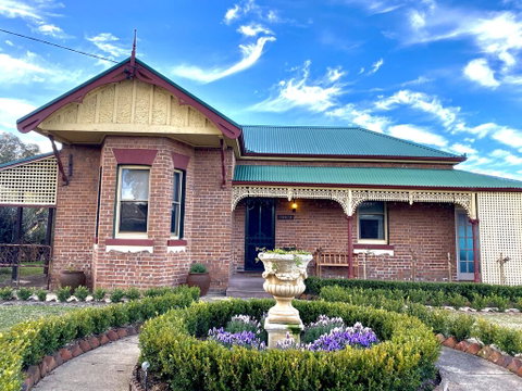 Avoca House - Circa 1900 Gorgeous Federation Home - Brisbane Tourism 1