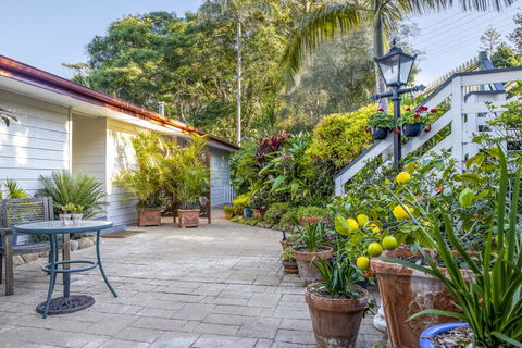 Avocado Sunset Bed & Breakfast - Tourism Brisbane 3