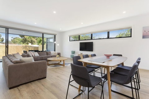 AZURE - ROSEBUD - Brisbane Tourism 1