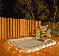 Azure Beach Retreat - Spa Luxury - Brisbane Tourism
