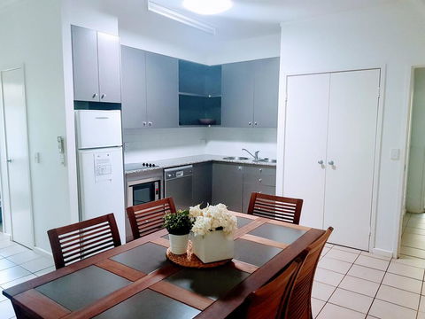 Baden 45 - Rainbow Shores, Beachside Unit, Aircon, Swimming Pool, Tennis Court - Tourism Brisbane 1