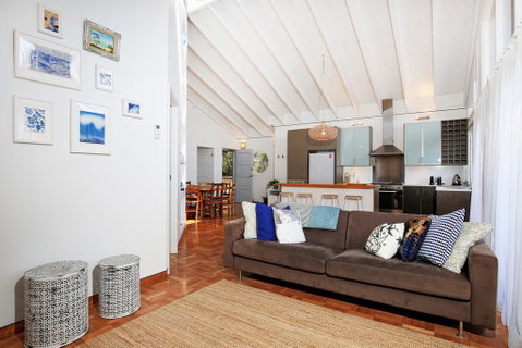 Balena @ Culburra - Pet Friendly - 1 Min Walk To Beach - Brisbane Tourism 0