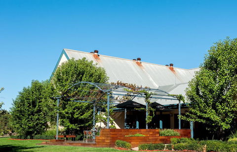 Balgownie Estate Winery Retreat & Restaurant - Tourism Brisbane 2
