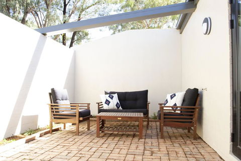 Balgownie Estate Winery Retreat & Restaurant - Tourism Brisbane 3