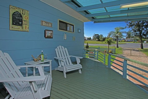 Baltica Beach House - Brisbane Tourism 3