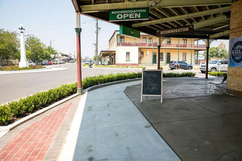 Bank Hotel Dungog - Tourism Brisbane 2