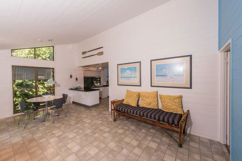 Banksia - Tourism Brisbane 1