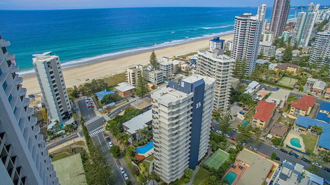 Baronnet Apartments - Tourism Brisbane 0