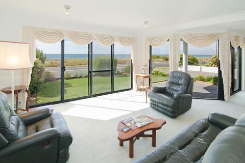 Bayside Beauty - Tourism Brisbane 3