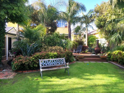 Bayview Studio - Brisbane Tourism 0